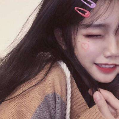 违停被贴不干胶 车主称方式太粗暴